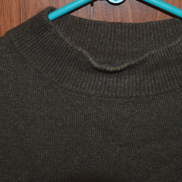 Details about  Claiborne Men Size L Brown Sweater - Picture 3 of 5
